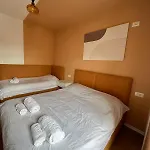 Urban Charm With Jacuzzi Apartment Tirana