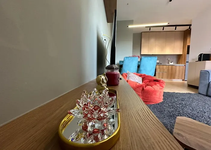 Urban Charm With Jacuzzi Apartament Tirana