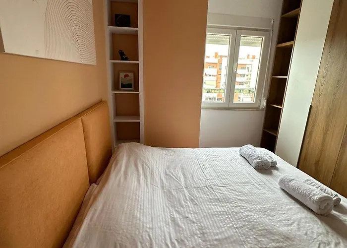 Apartament Urban Charm With Jacuzzi Tirana