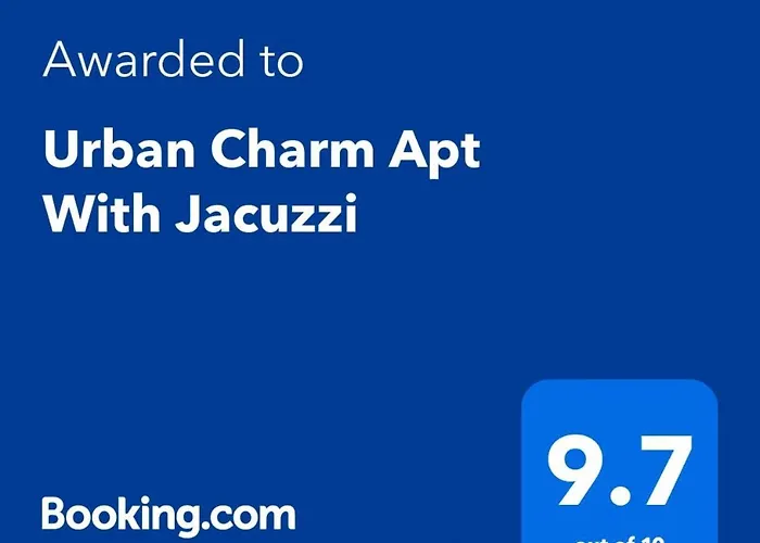 Urban Charm With Jacuzzi شقة *